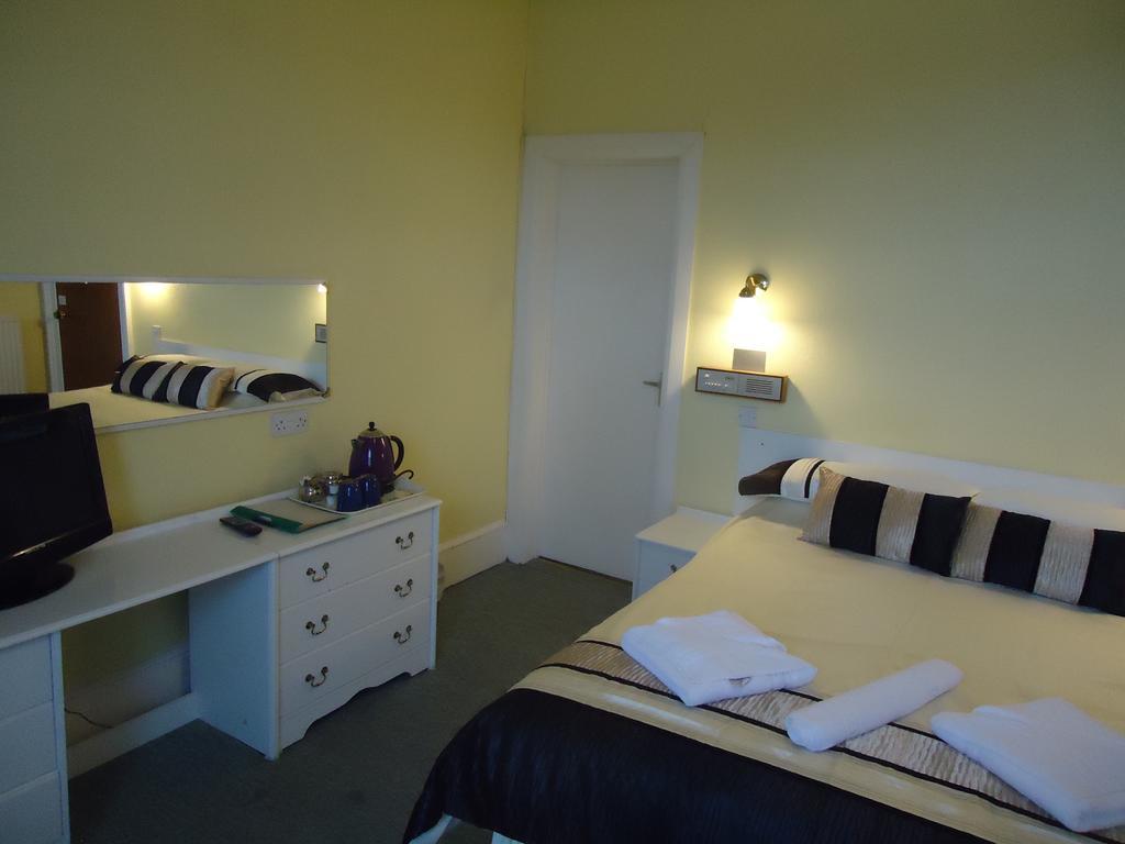 Abbey Court Hotel Torquay Δωμάτιο φωτογραφία