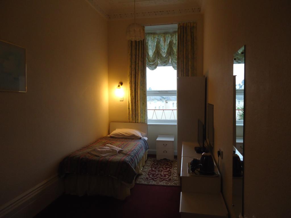 Abbey Court Hotel Torquay Δωμάτιο φωτογραφία