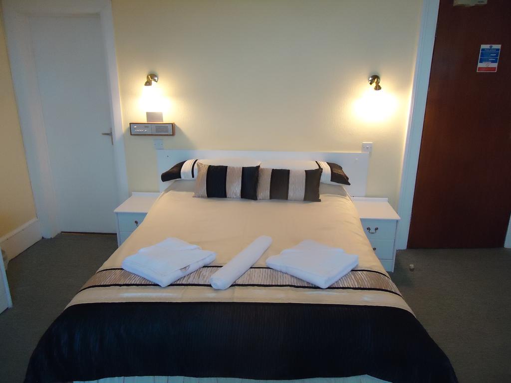 Abbey Court Hotel Torquay Δωμάτιο φωτογραφία